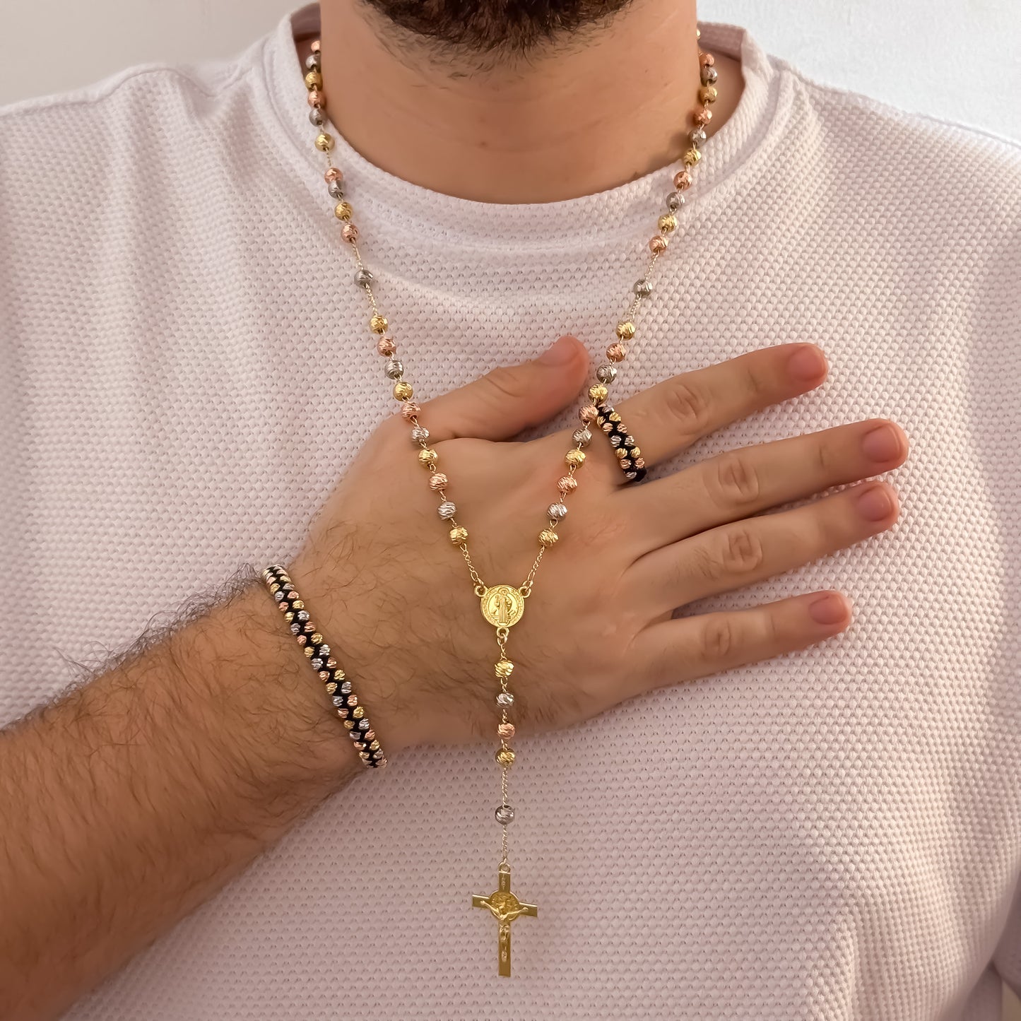Camandula para Caballero de 3 Oros en Balin italiano de 6mm con Cruz San Benito Proteccion + Pulsera Tejida Doble Carril en Balin italiano de 4mm + Anillo Tejido en Oro Laminado 18k con Garantia de por vida