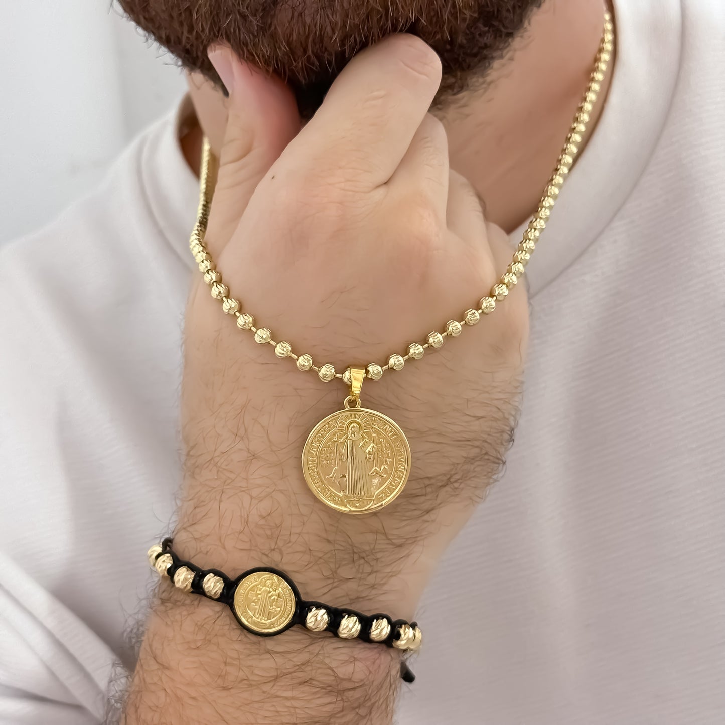 Cadena Tejido Militar de hombre de 60cm de 4mm de Balin Diamantado Italiano + Amuleto Protección Dije de San Benito + Pulsera Balin Italiano de 6mm en Oro Laminado 18k con Garantia de por vida