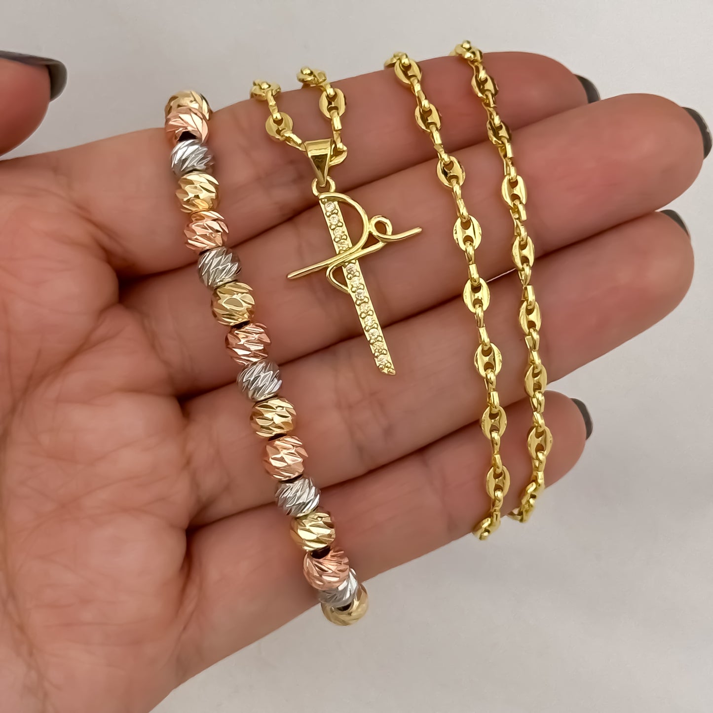 Cadena Tejido Gucci de Dama de 45cm de 3mm de Grosor + Dije de Fe con Pulsera Balin Italiano de 6mm en 3 oros en Oro Laminado 18k con Garantia de por vida