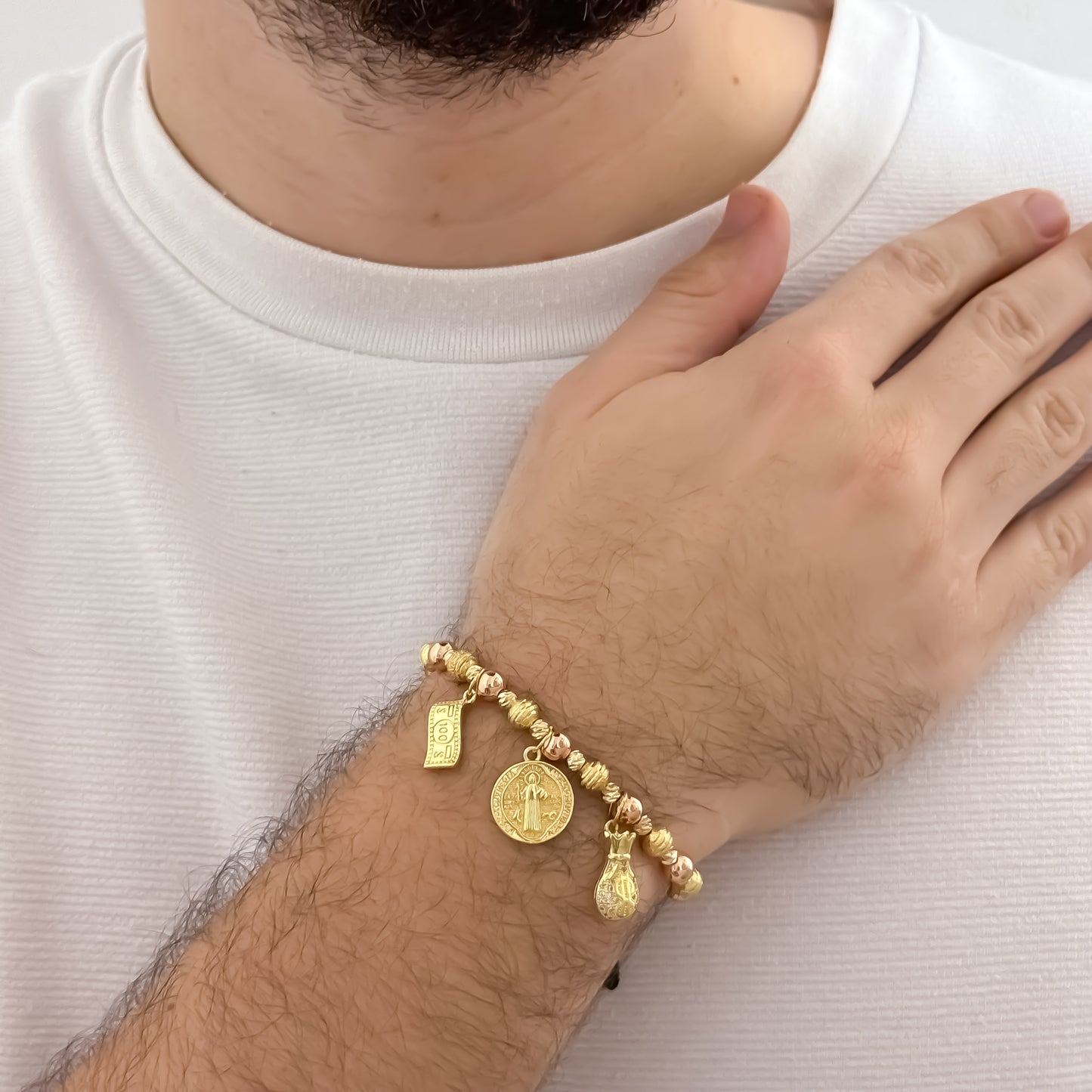 Pulsera de Abundancia, Protección y Prosperidad con San Benito Tu amuleto completo en oro laminado 18K con Garantía de por vida