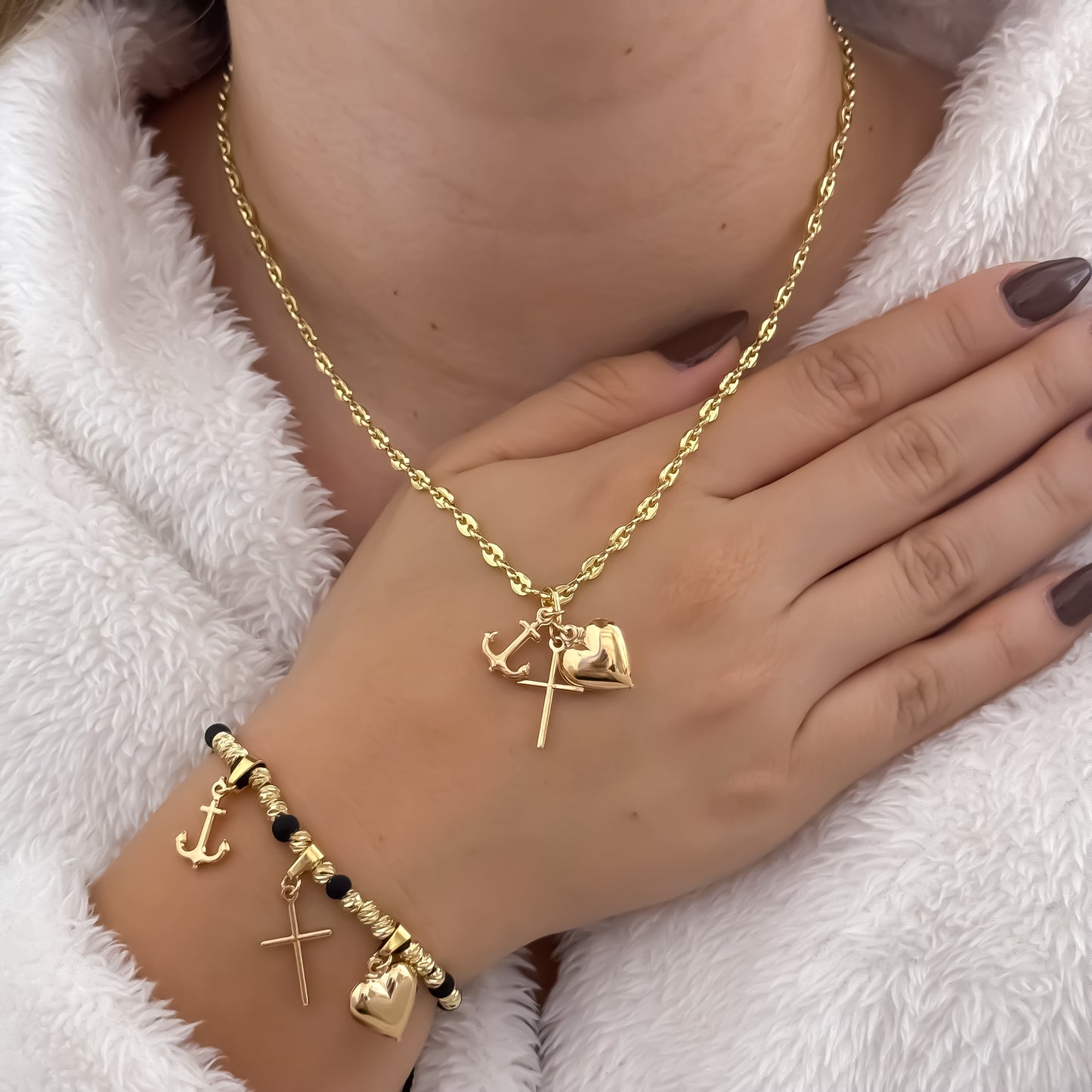 Cadena Tejido Gucci de Dama de 45cm + Dije de 3 Gracias + Pulseras Balin Italiano 4mm dije de 3 Gracias en Oro Laminado 18k con Garantia de por vida