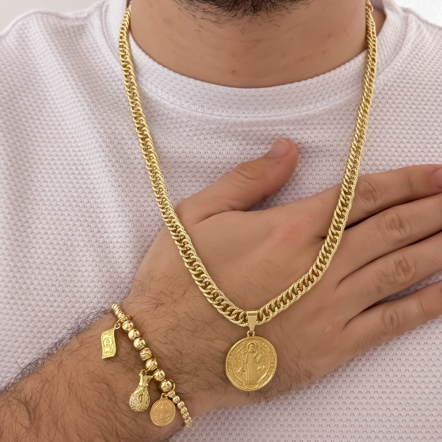 Cadena Tejido Cubana Gruesa de 60cm de 5mm de Grosor + San Benito Proteccion + Pulsera Full Balines de Abundacia y Proteccion de Billete Dolar + Bolsa de Dinero + San Benito en Oro Laminado 18k con Garantia de por vida