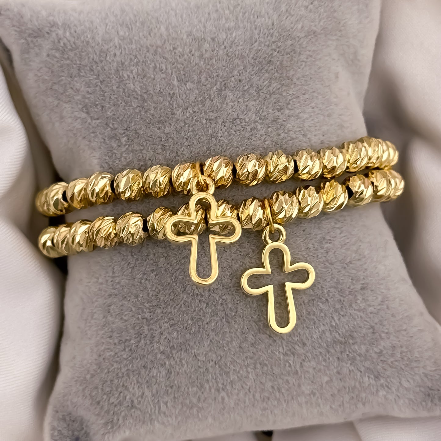 Promoción de Par de Pulseras para Parejas en Balin Italiano de 6mm con Diseño de Cruz silueta en Oro Laminado 18k con Garantia de por vida