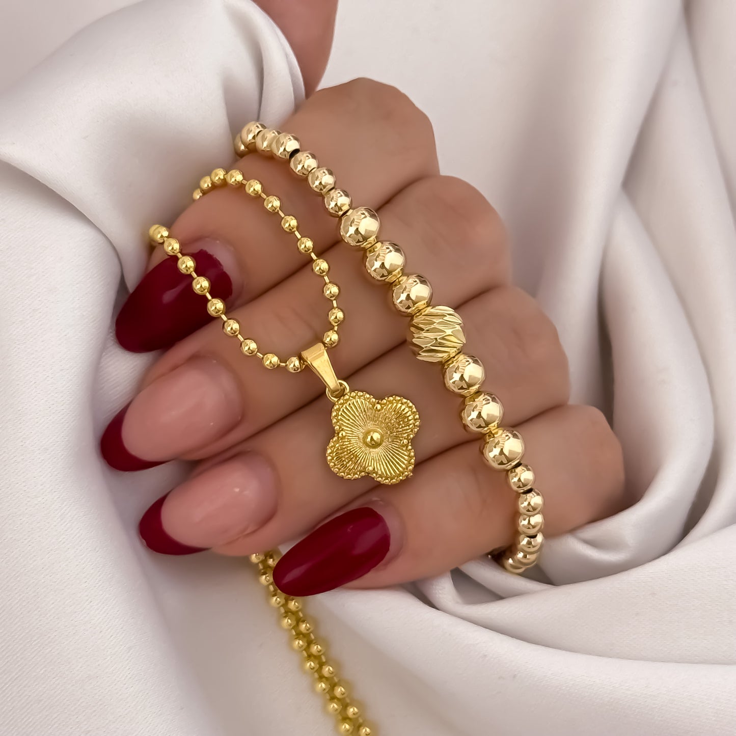 Cadena Tejido Militar de Dama de 45cm de 3mm + Van Cleef + Pulsera Full Balines 4mm + Balin Italinao de 8mm en Oro Laminado 18k con Garantia de por vida