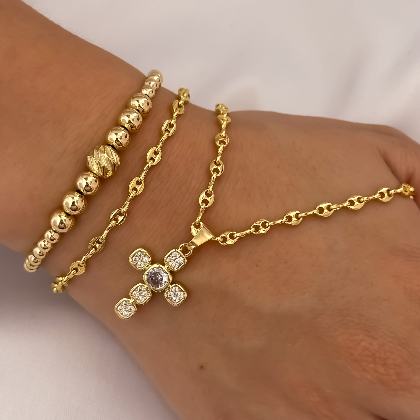 Cadena Tejido Gucci de Dama de 45cm de 3mm + Cruz Con Micro Circones Cristales Cuadrados + Pulseras Gucci de Dama + Pulseras Full Balines en Oro Laminado 18k con Garantia de por vida