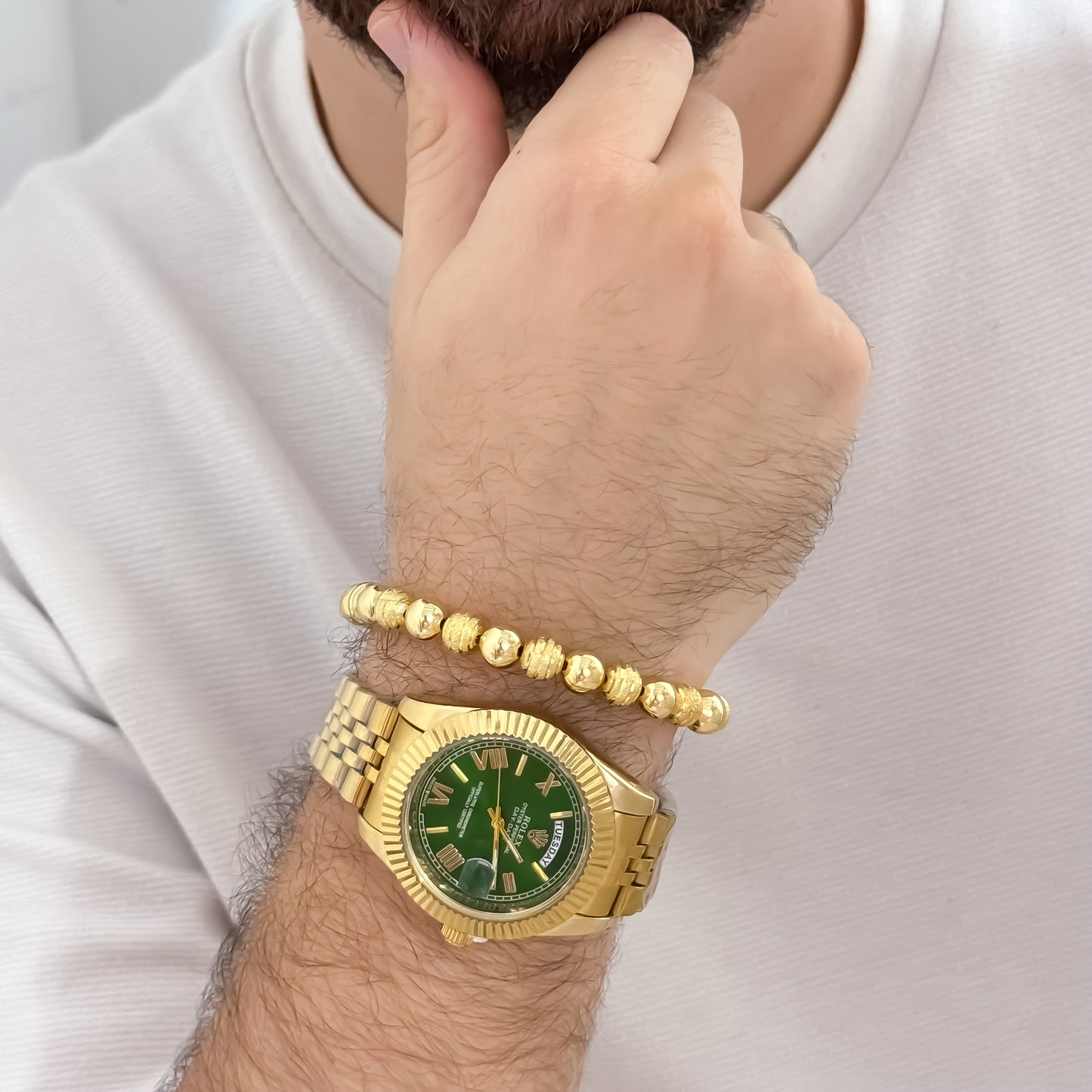 Reloj de Caballero Amariilo Rolex Fondo Verde Esmeralda + Pulseras Lisa y Diamantada en Oro Laminado 18k con Garantia de por vida