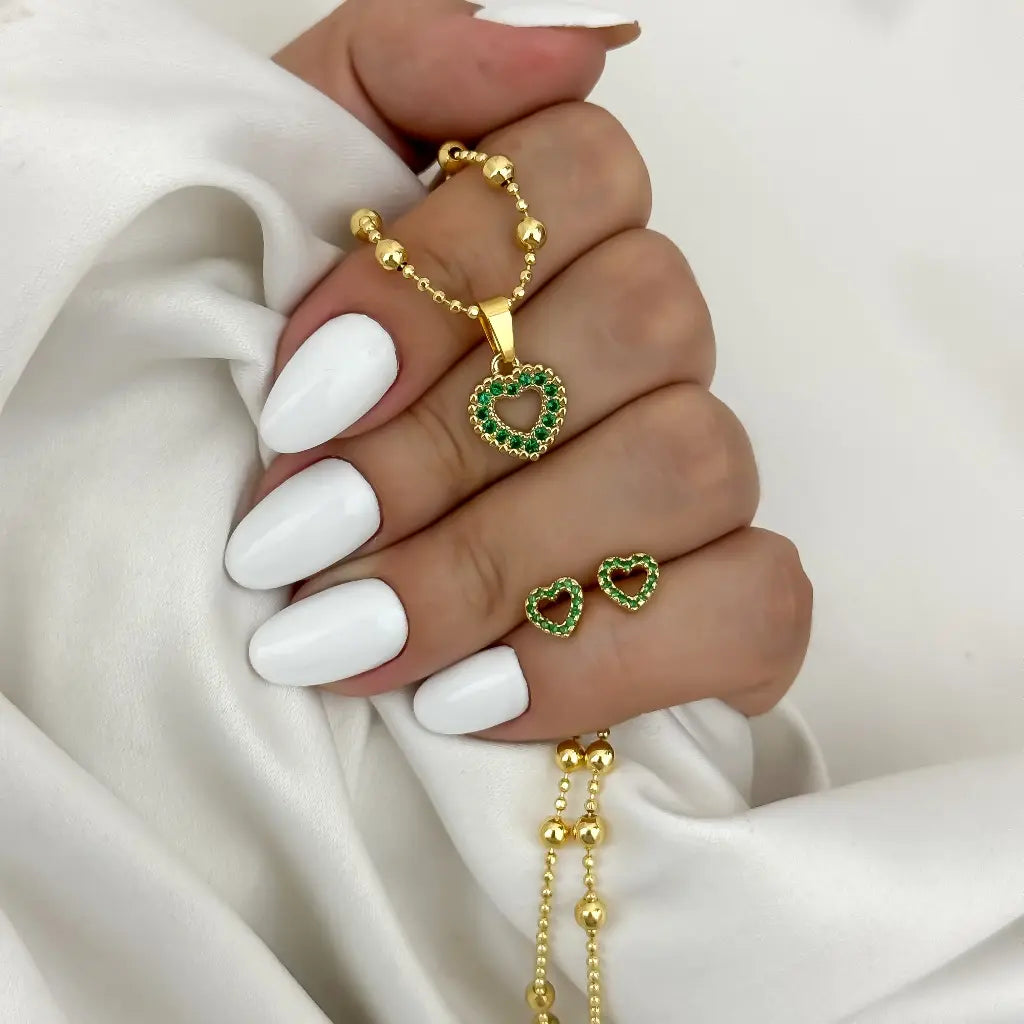 Conjunto para Dama Cadena Militar + Corazon Verde Esmeralda + Topos Corazon Verde Esmeralda en Oro Laminado 18k con Garantia de por vida