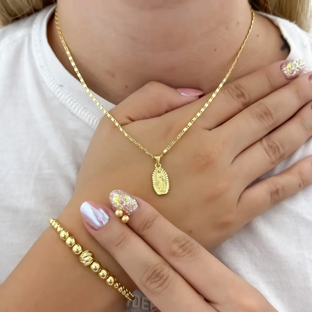 Conjunto Cadena Tejido Escalera Plana + Virgen Guadalupe + Topos Balin Diamantado + Pulseras Balin 4mm en Oro laminado 18k con Garantia de por vida