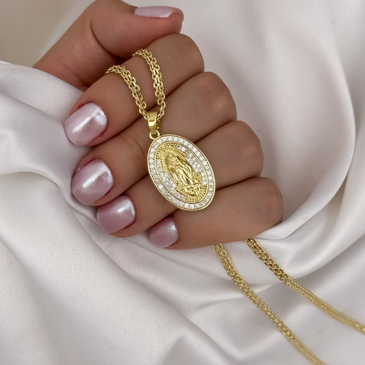 Cadena Tejido Chino de Dama de 45cm de 3mm de Grosor + Virgen de Guadalupe con Micro Circones Cristales en Oro Laminado 18k con Garantia de por vida