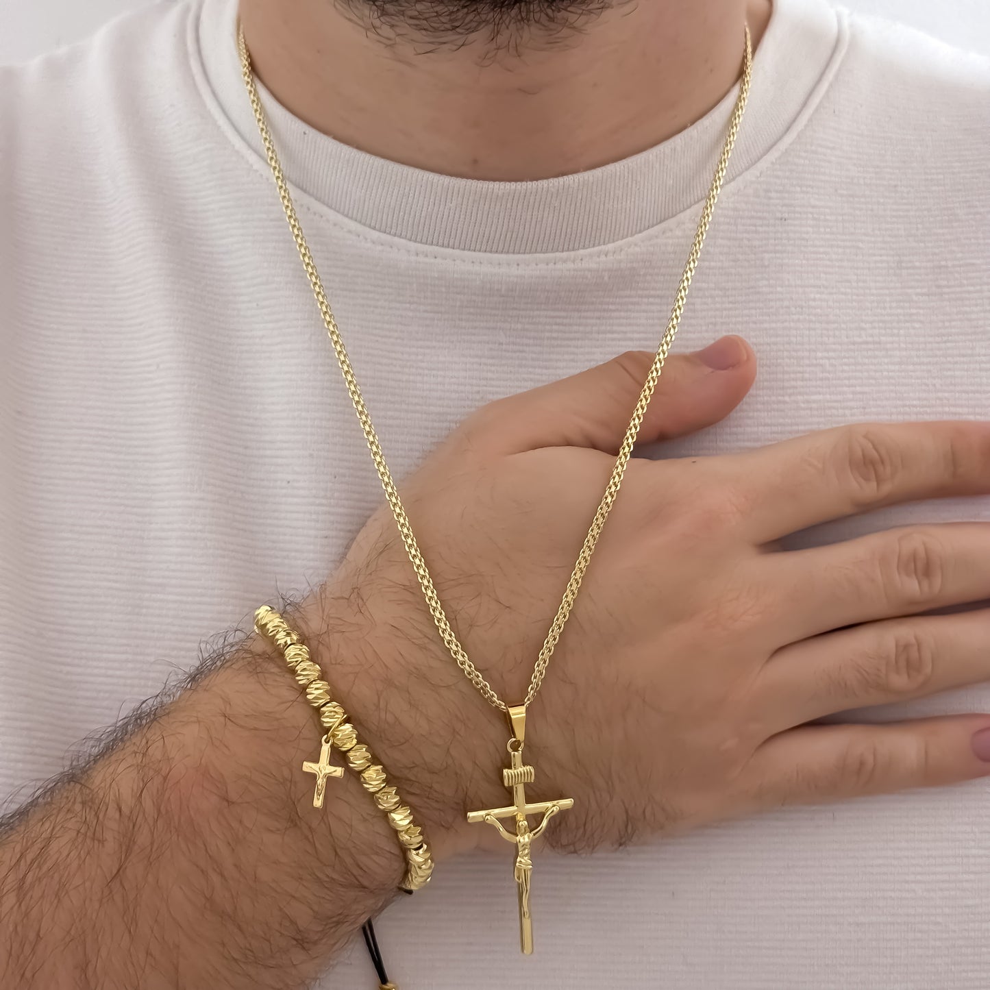 Cadena Tejido Chino de Hombre de 60cm de 3mm  + Cruz Cristo Madero + Pulseras Cruz Cristo Madero Cruz Cristo Madero en Oro laminado 18k con Garantia de por vida