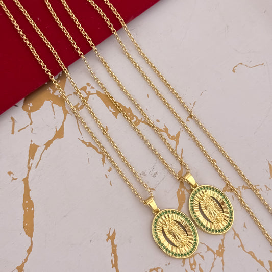 Promoción de 2  Cadenas para Parejas en Tejido de Aros de Hombre de 60cm + Cadena de Dama de 45cm + Virgen de Guadalupe con Micro Circones verde Esmeralda en Oro Laminado 18k con Garantia de por vdia
