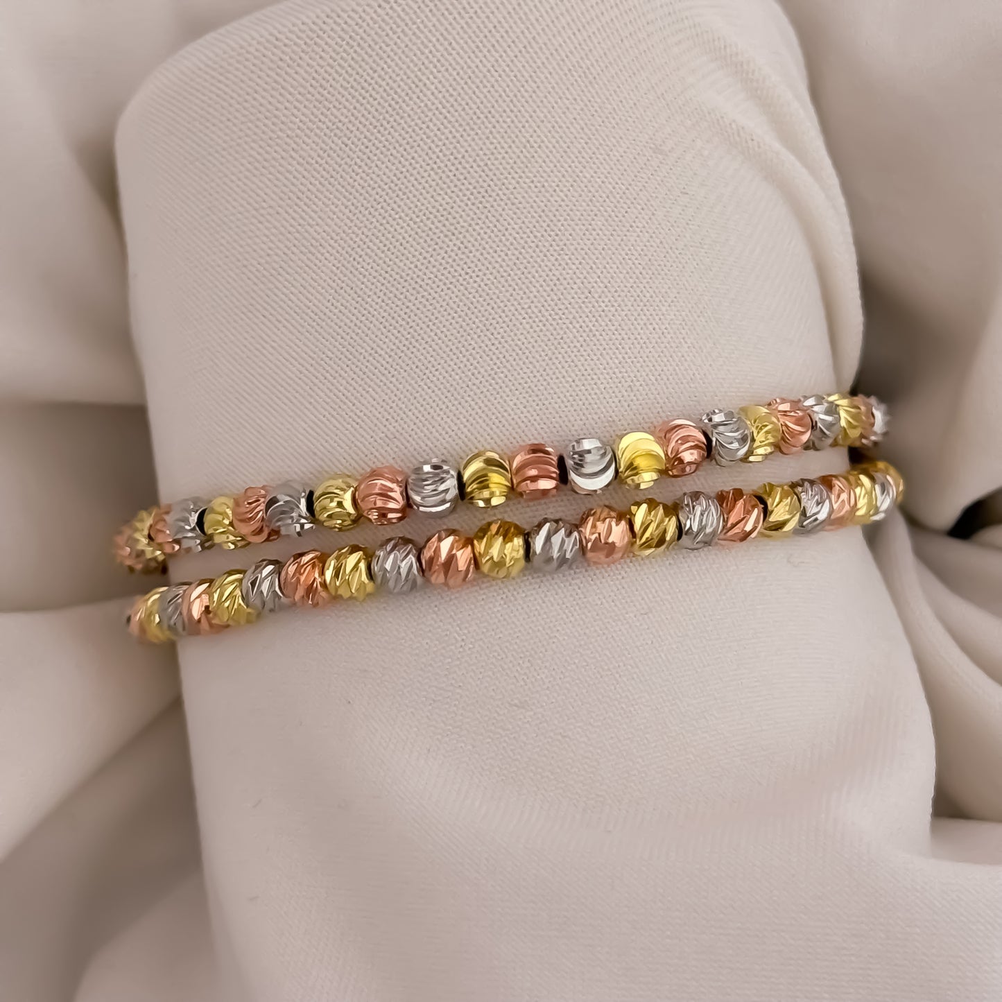 Promoción de 2 Pulseras para Parejas  de 3 Oros en Balin Italianos de 4mm en Oro Laminado 18k con Garantia de por vida