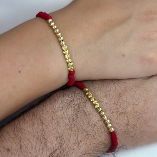 Pulseras Rojos de Amor  para Parejas en Balin Liso de 4mm y Diamantado de 4mm en Oro Laminado 18k con Garantia de por vida