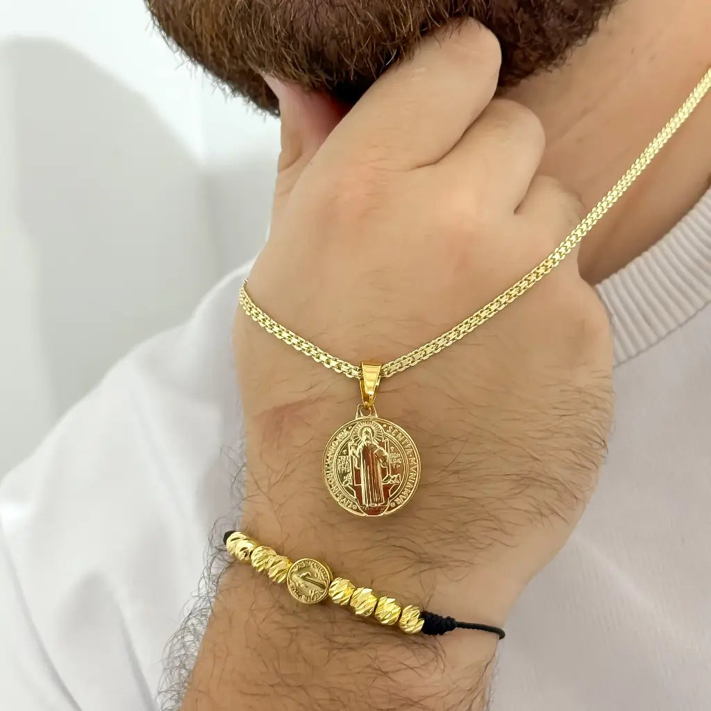 Amuleto San Benito Proteccion Cadena Tejido Chino 60cm -3mm de Grosor + Dije San Benito Redondo + Pulsera Balin italiano 4mm san Benito en Oro Laminado 18k con Garantia de por vida