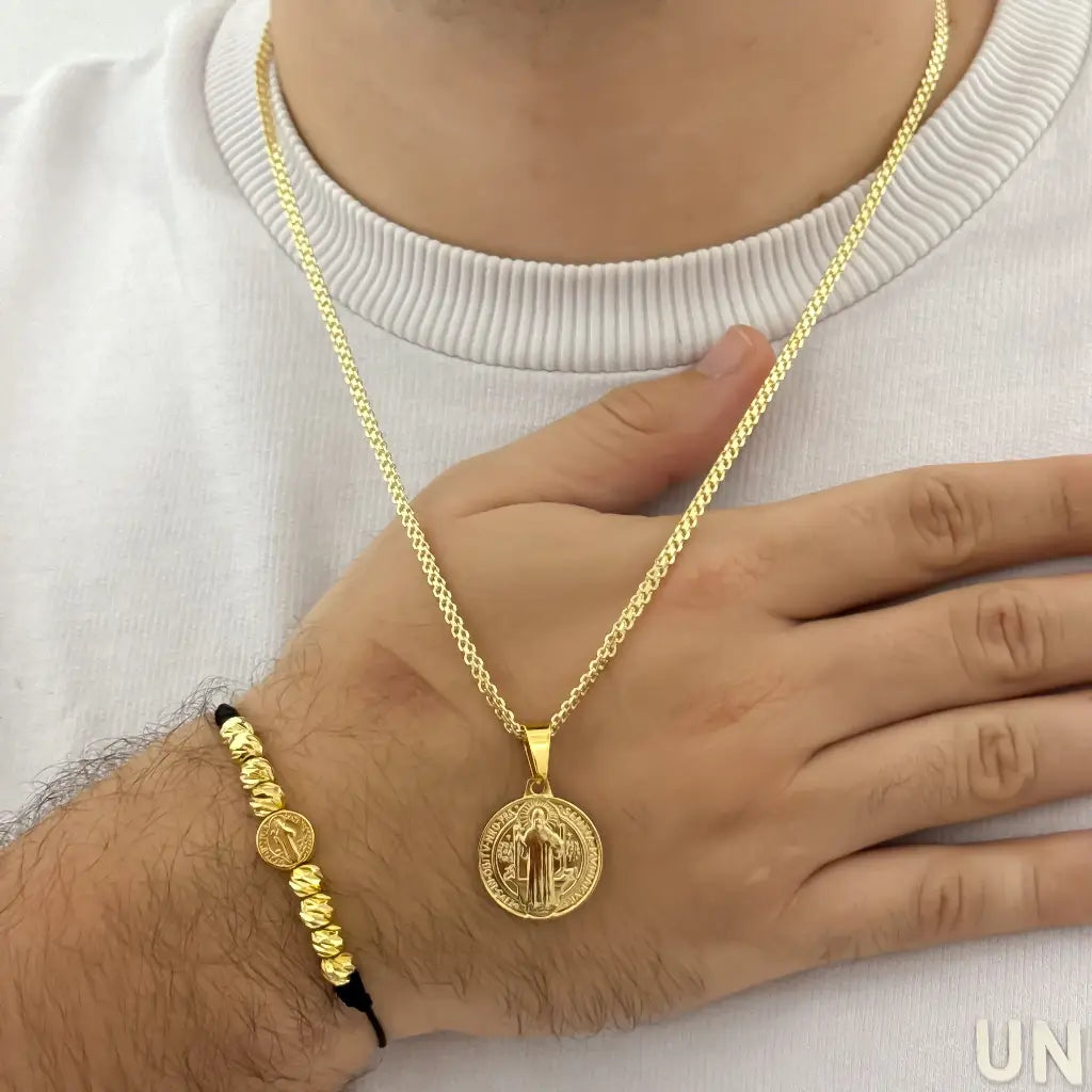 Amuleto San Benito Proteccion Cadena Tejido Chino 60cm -3mm de Grosor + Dije San Benito Redondo + Pulsera Balin italiano 4mm san Benito en Oro Laminado 18k con Garantia de por vida