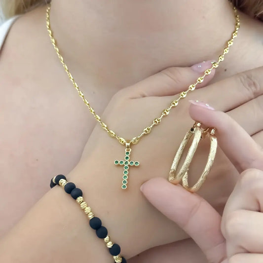 Cadena Tejido Gucci para Dama de 45cm de 3mm de Grosor + Cruz verde Esmeralda + Candongas Melcochas + Pulsera Balin Italiano de 4mm en Oro Laminado 18k con Garantia de por vida